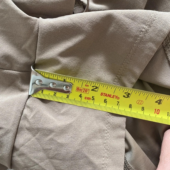 H&M Move High arise Activewear Shorts with 5” Liner Brown XS - Picture 7 of 8